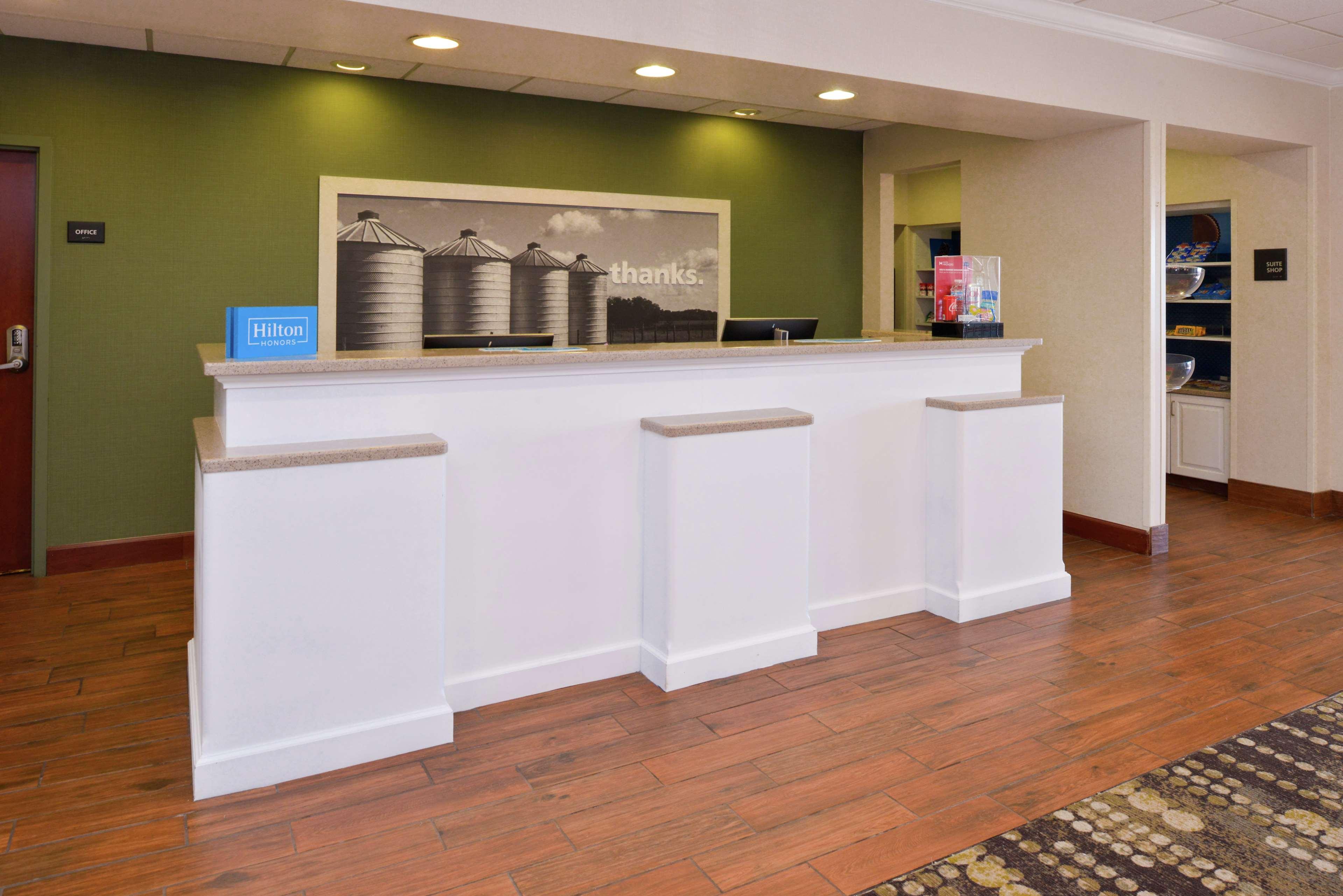 Hampton Inn & Suites Wilmington Extérieur photo
