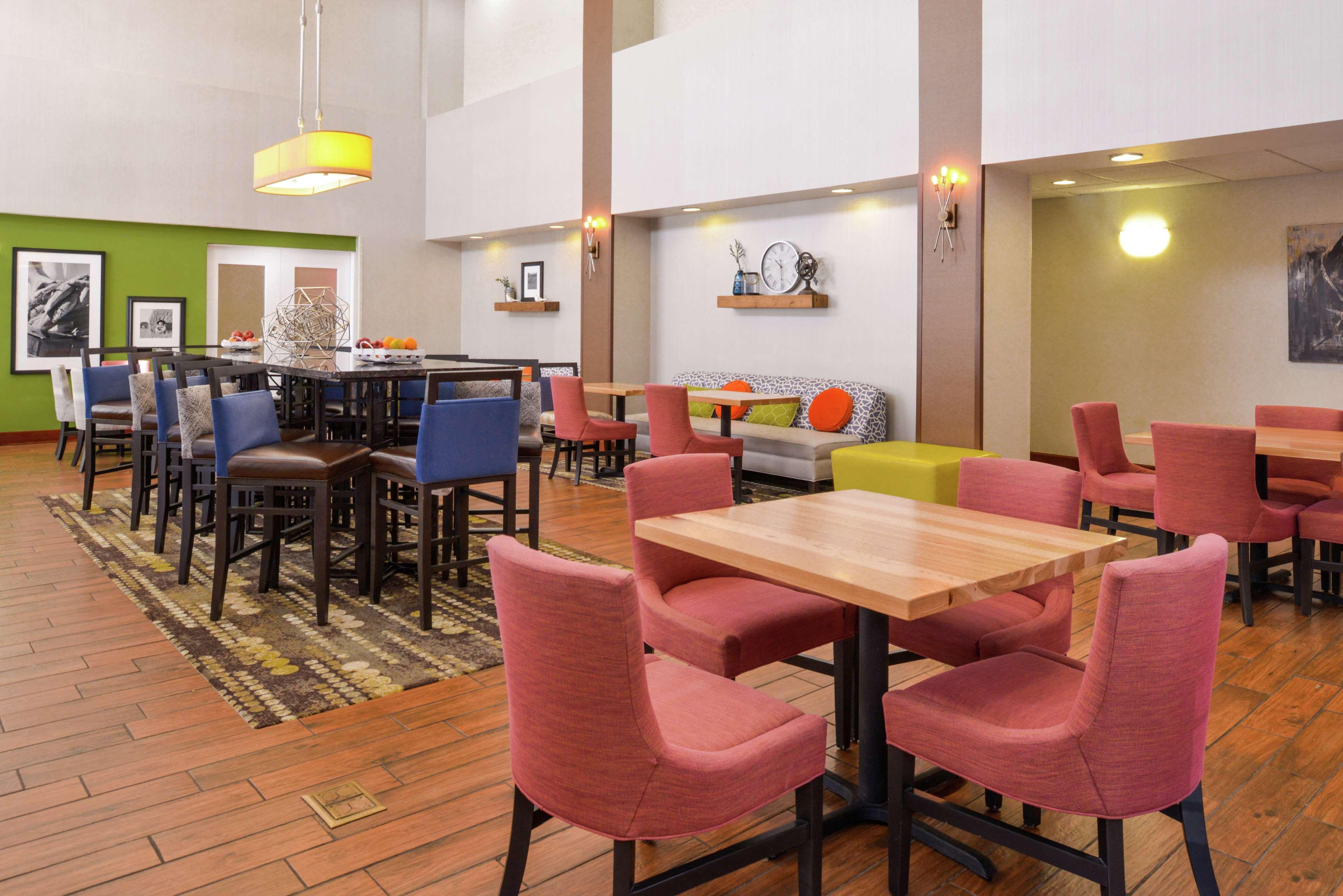 Hampton Inn & Suites Wilmington Extérieur photo