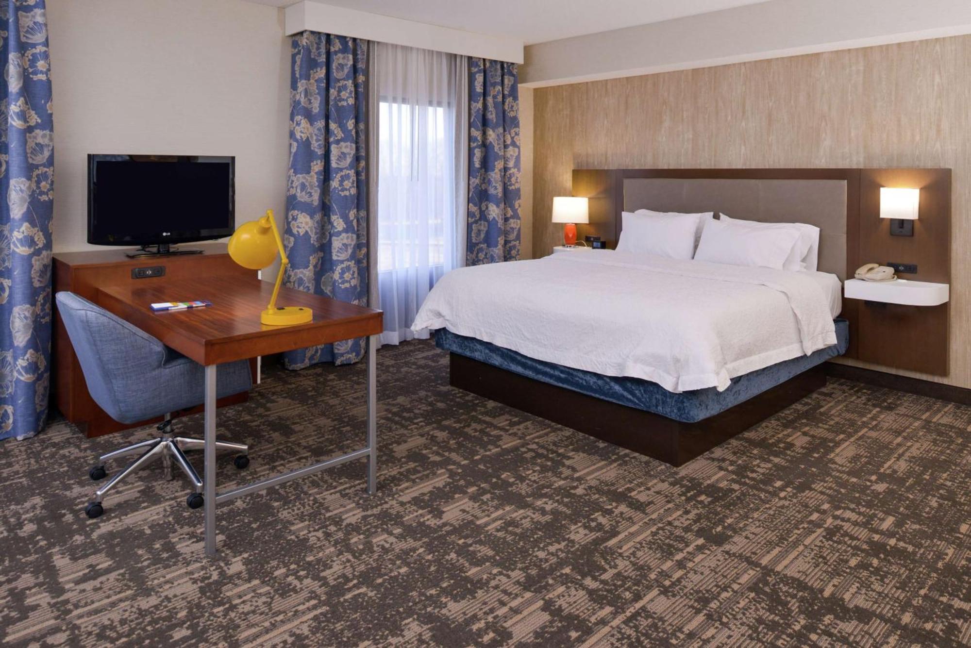 Hampton Inn & Suites Wilmington Extérieur photo